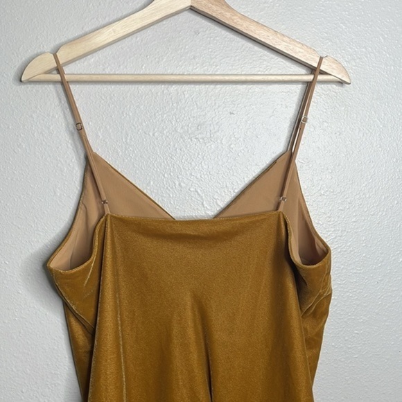 Good American Dress Midi Sleeveless Spaghetti StrapV Neck Silt Gold Yellow 3/L - Picture 7 of 8